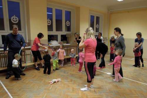 Hravé cvičení pro děti a rodiče - 7.11.2013